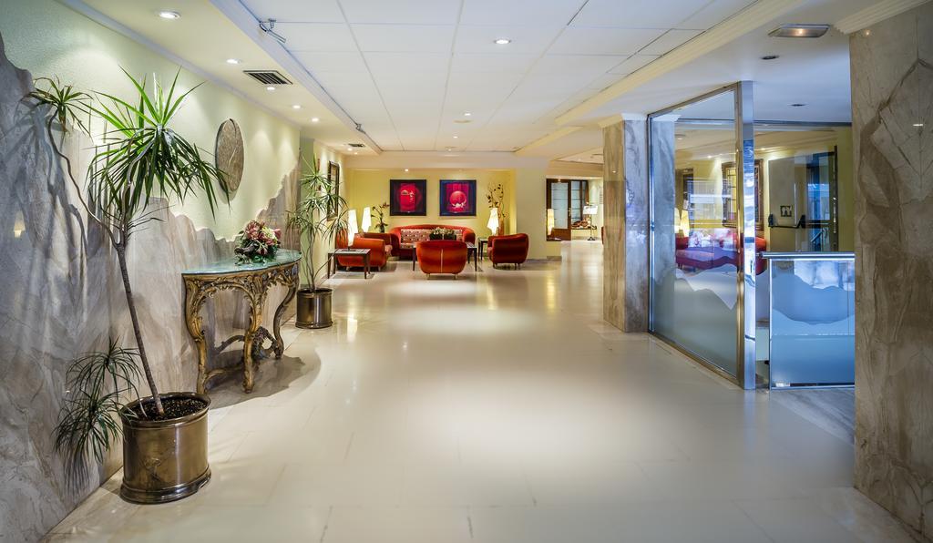 Hotel Avenida بينايدورم المظهر الخارجي الصورة